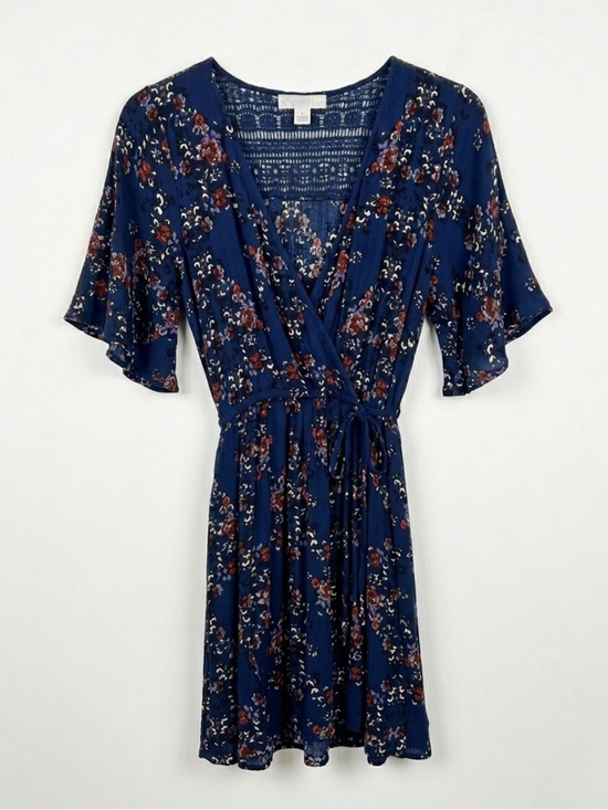 Band of Gypsies Dresses & Skirts - Band of Gypsies Navy Floral Wrap Mini‎ Dress
